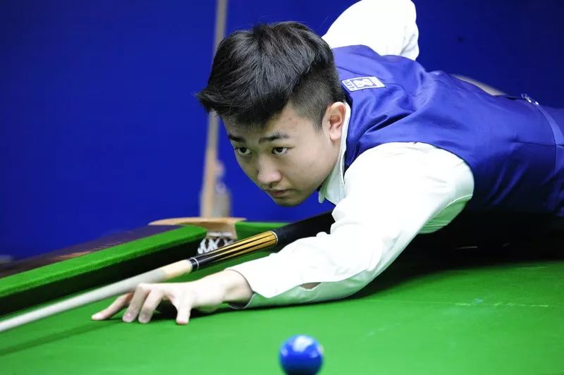 比历史中 比历史中